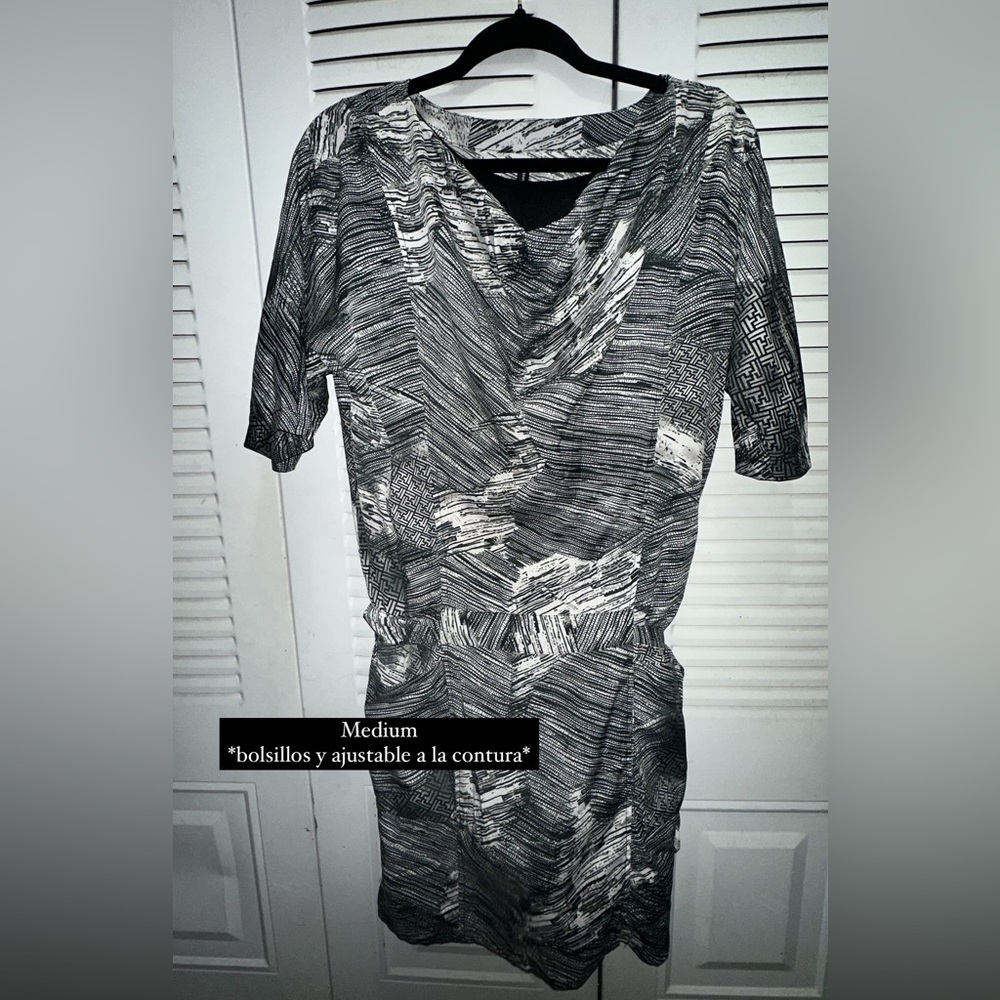 Cute mini dress Elegant NEW without ticket Medium